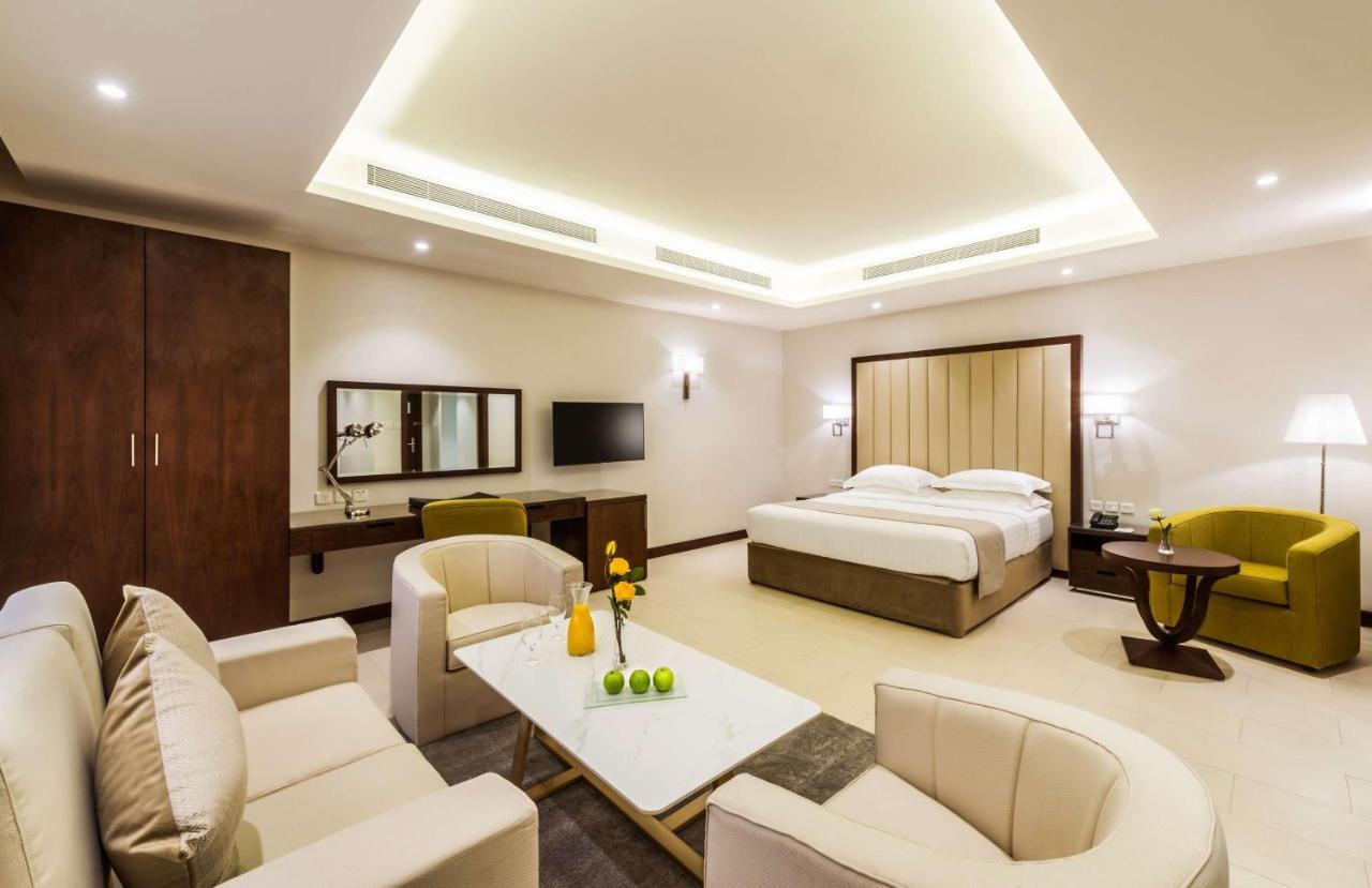 Best Western Plus Al Qurayyat City Center المظهر الخارجي الصورة